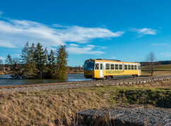Goldener Triebwagen der Waldviertel Bahn 